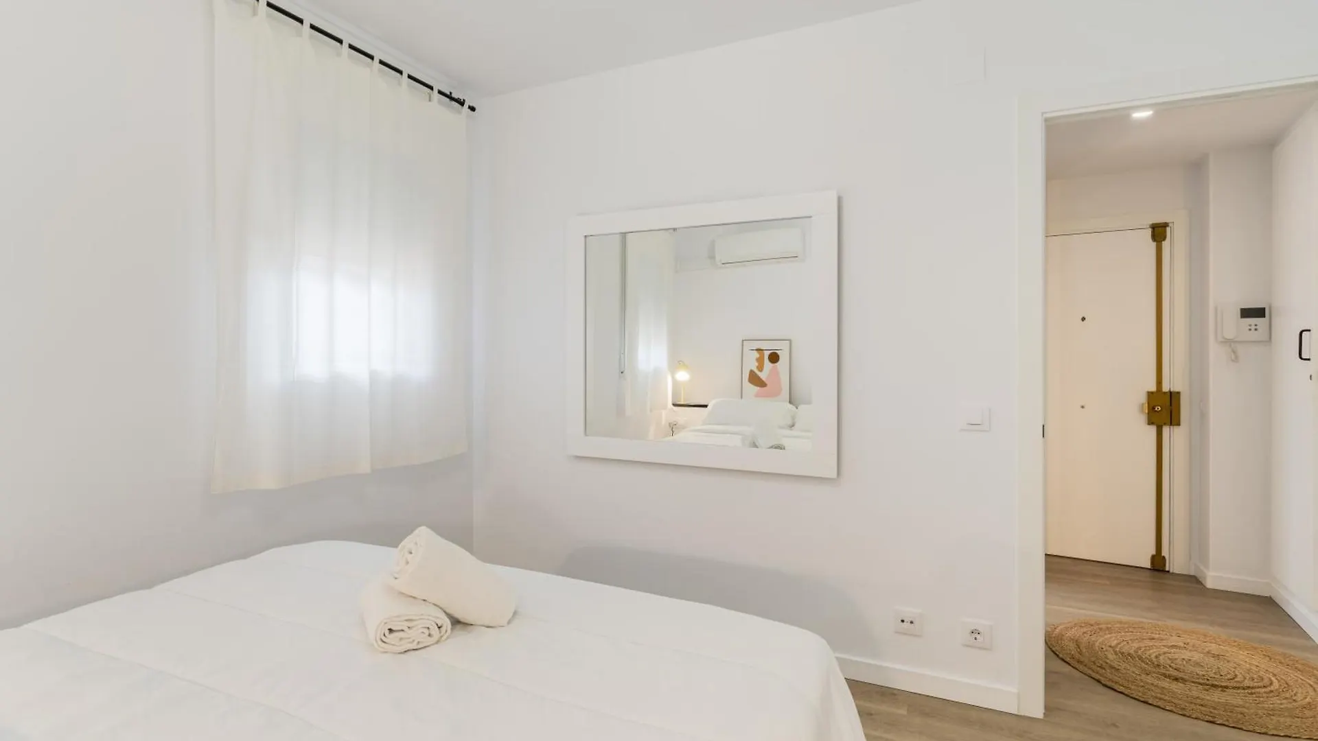 Apartamento Con Dos Grandes Terrazas En 赫罗纳 0*,