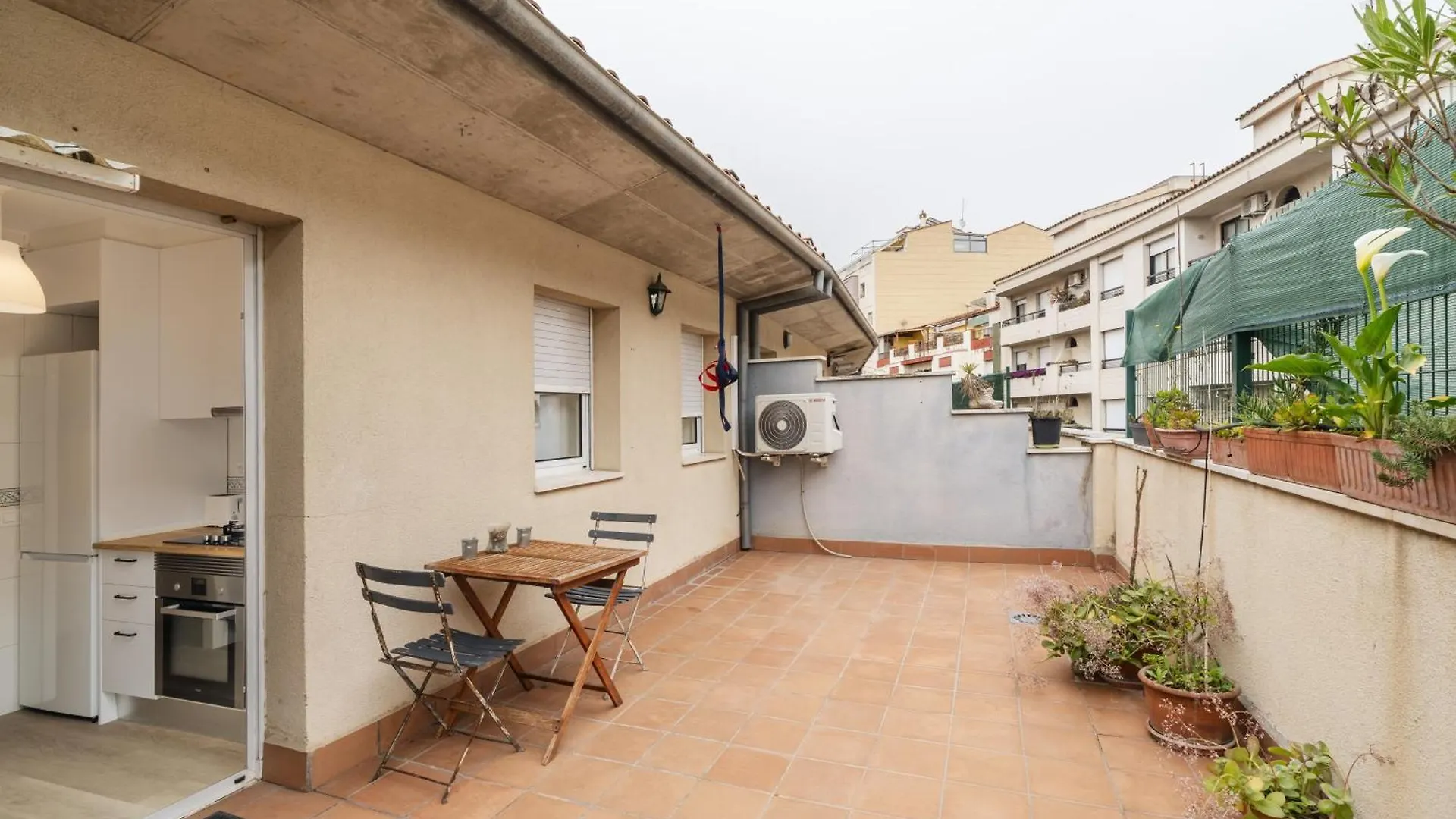 Apartamento Con Dos Grandes Terrazas En 赫罗纳 0*,  西班牙